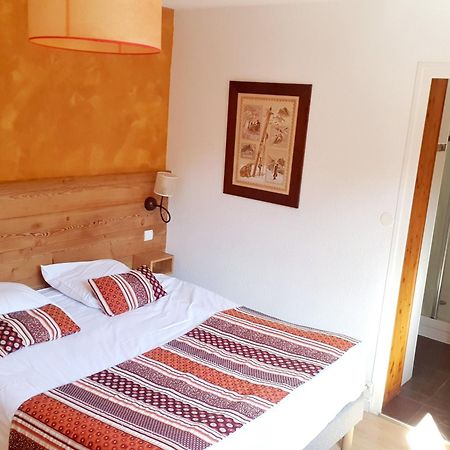 Logis Hotel Les Peupliers Baratier Exterior photo