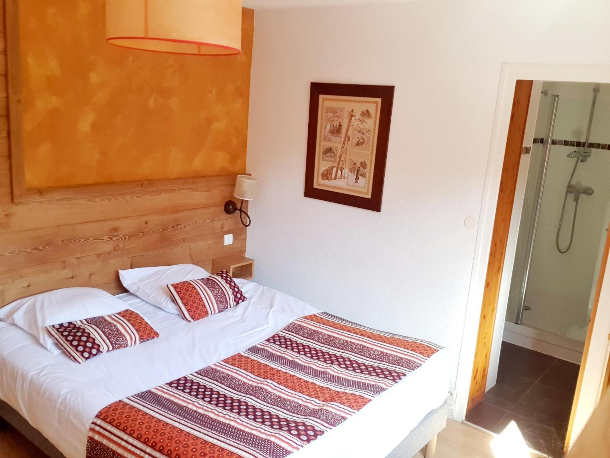 Logis Hotel Les Peupliers Baratier Exterior photo