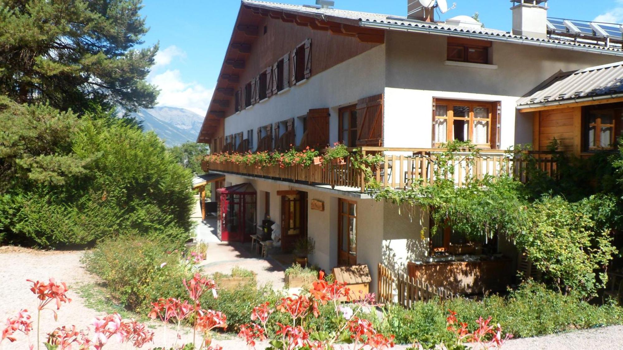 Logis Hotel Les Peupliers Baratier Exterior photo