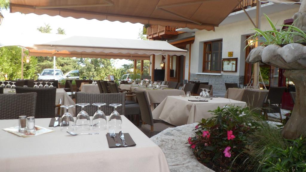 Logis Hotel Les Peupliers Baratier Exterior photo