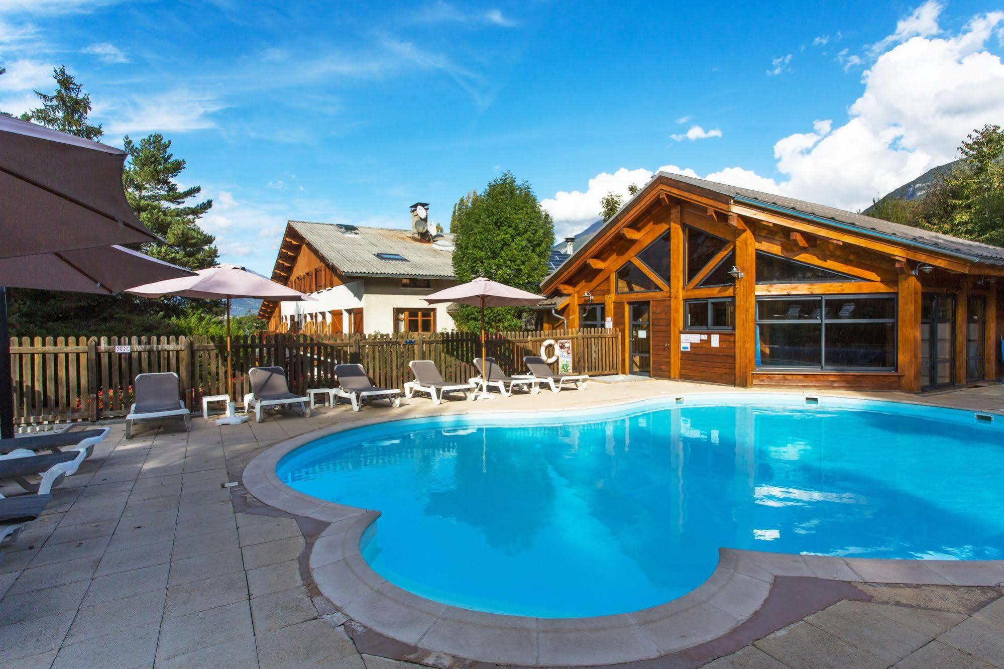 Logis Hotel Les Peupliers Baratier Exterior photo
